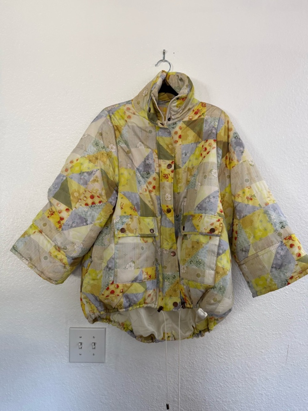 Urban Outfitters Puffer Sz Small-- oversized - Picture 4 of 6